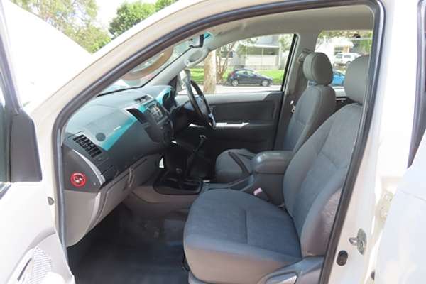 2009 Toyota Hilux SR KUN26R 4X4