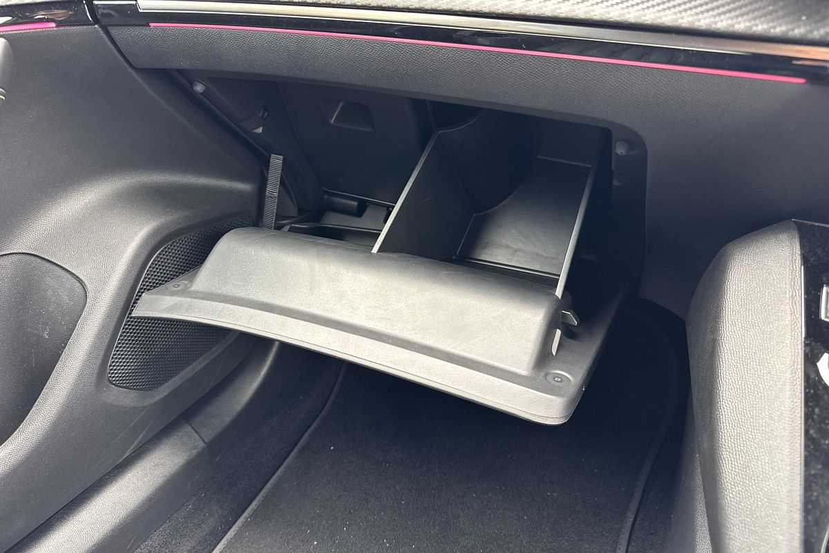 2021 Peugeot 2008 GT Sport P24