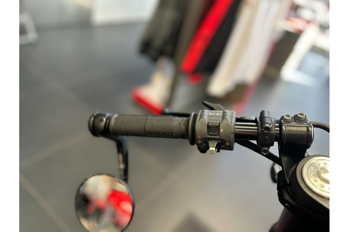 2018 Ducati SCRAMBLER CAFE RACER