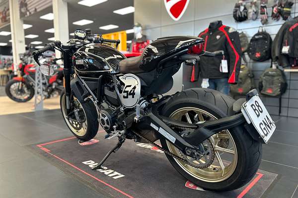 2018 Ducati SCRAMBLER CAFE RACER