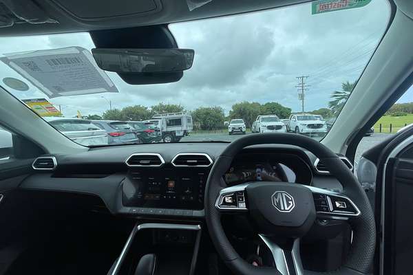 2025 MG ZS