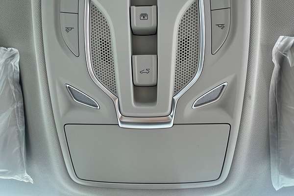 2025 MG ZS
