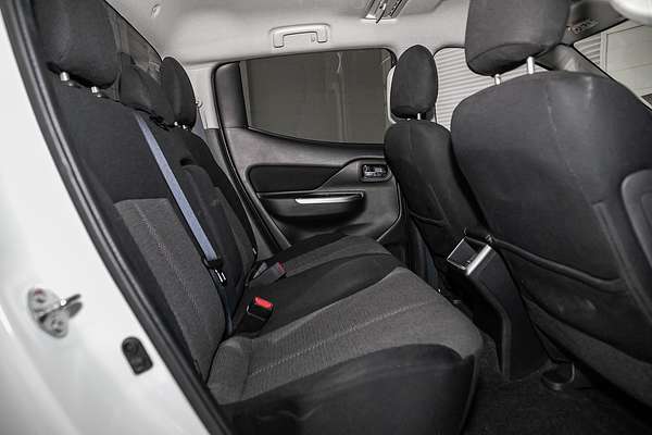 2019 Mitsubishi Triton GLS MR 4X4