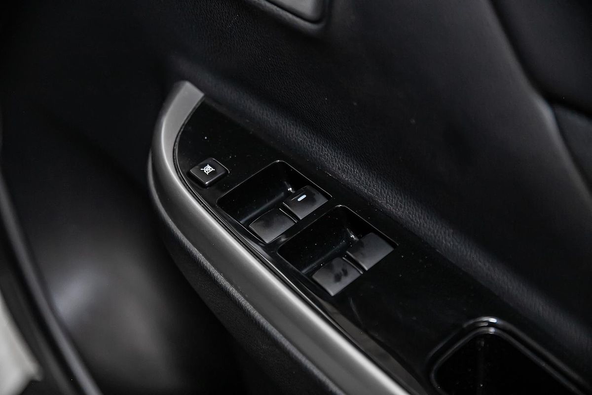 2019 Mitsubishi Triton GLS MR 4X4