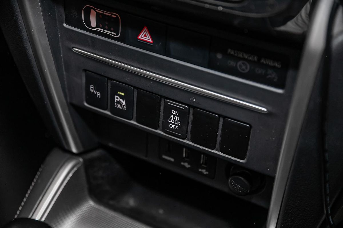 2019 Mitsubishi Triton GLS MR 4X4