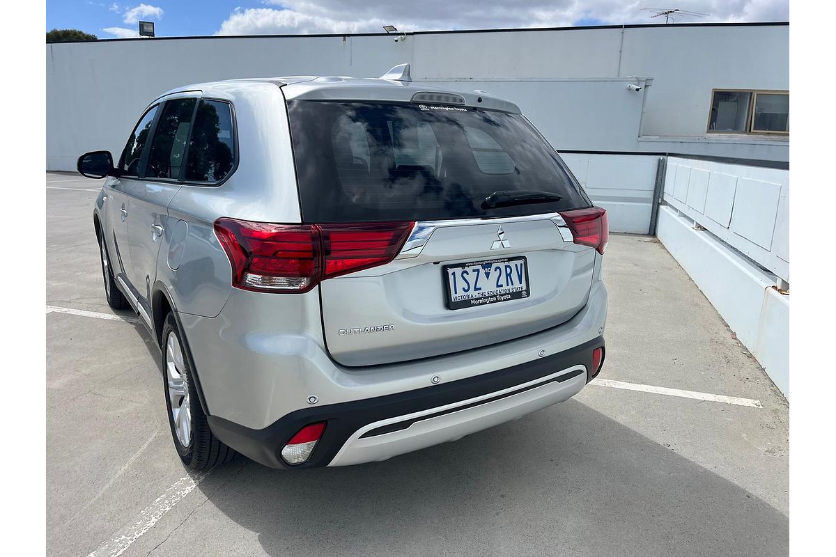 2020 Mitsubishi Outlander ES ZL