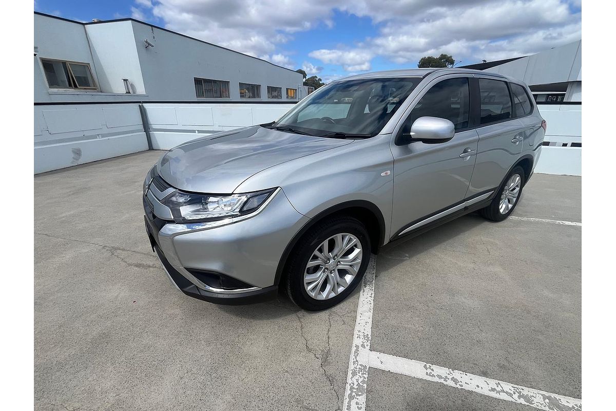 2020 Mitsubishi Outlander ES ZL