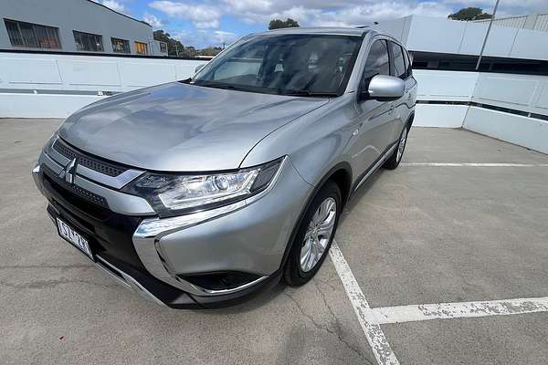2020 Mitsubishi Outlander ES ZL