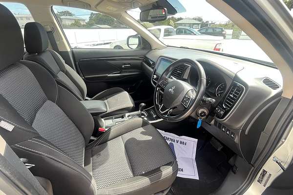 2020 Mitsubishi Outlander ES ZL