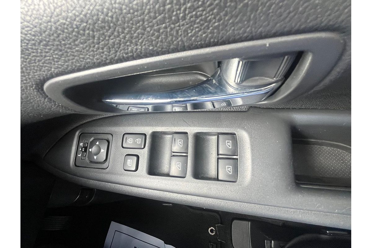 2020 Mitsubishi Outlander ES ZL