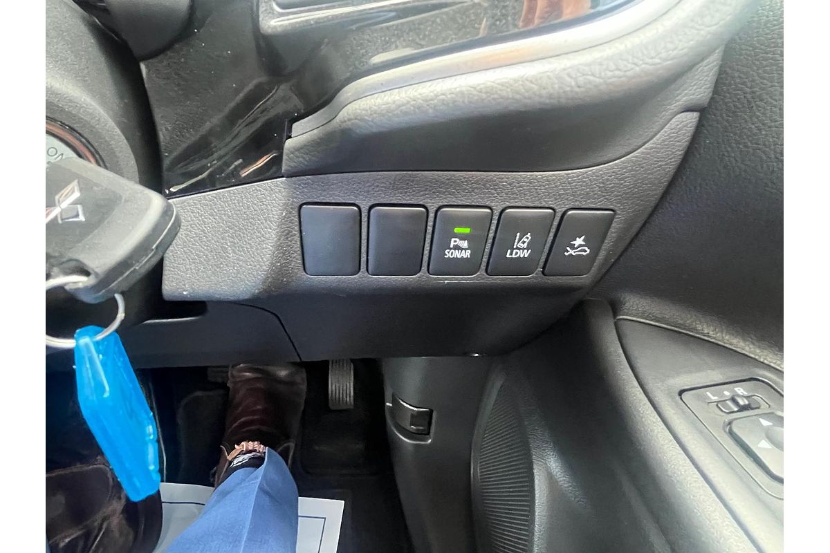 2020 Mitsubishi Outlander ES ZL