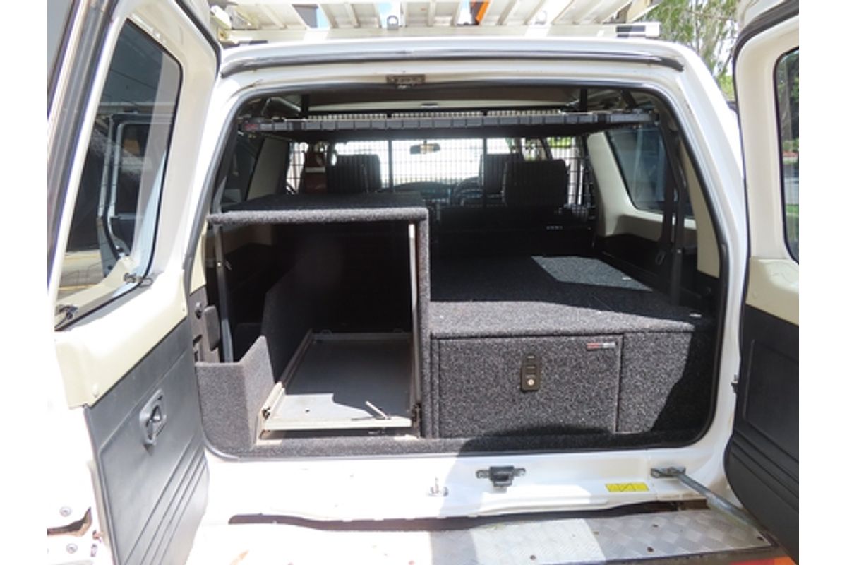 2005 Nissan Patrol ST-S GU IV
