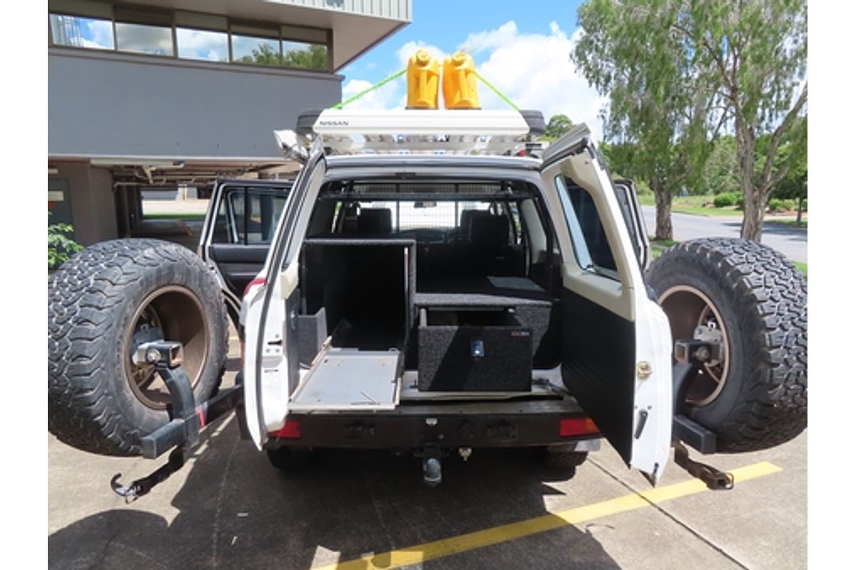 2005 Nissan Patrol ST-S GU IV