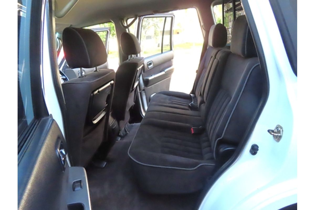2005 Nissan Patrol ST-S GU IV