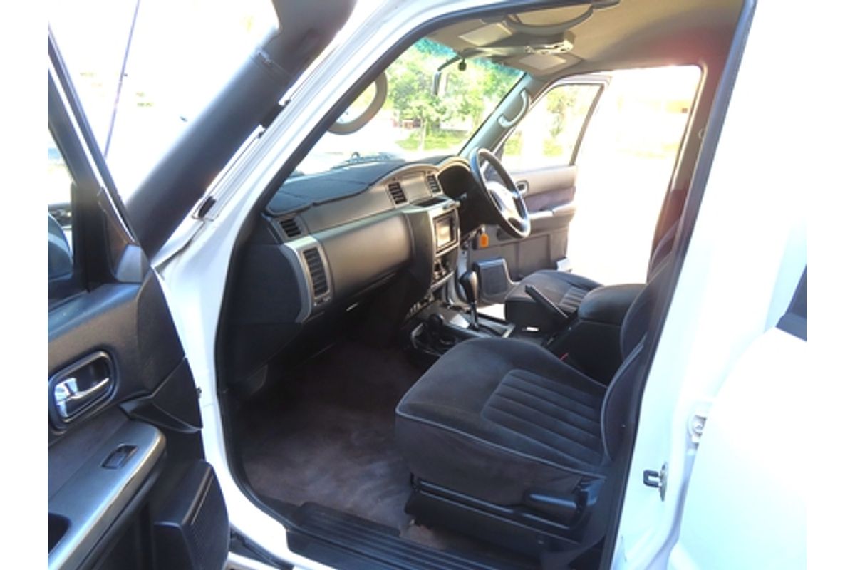 2005 Nissan Patrol ST-S GU IV