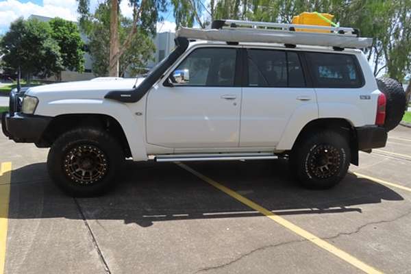 2005 Nissan Patrol ST-S GU IV