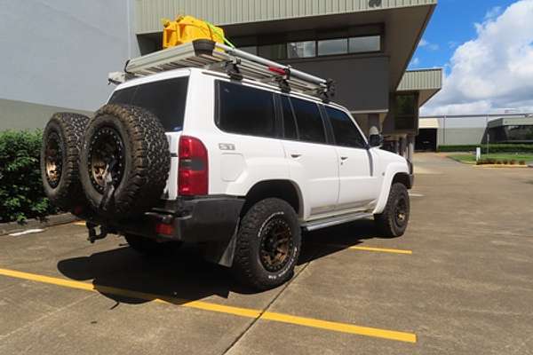 2005 Nissan Patrol ST-S GU IV
