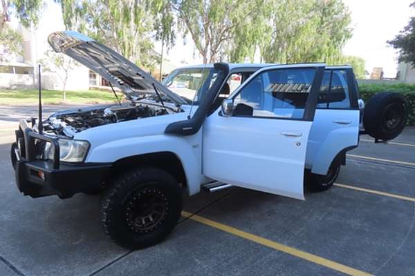 2005 Nissan Patrol ST-S GU IV