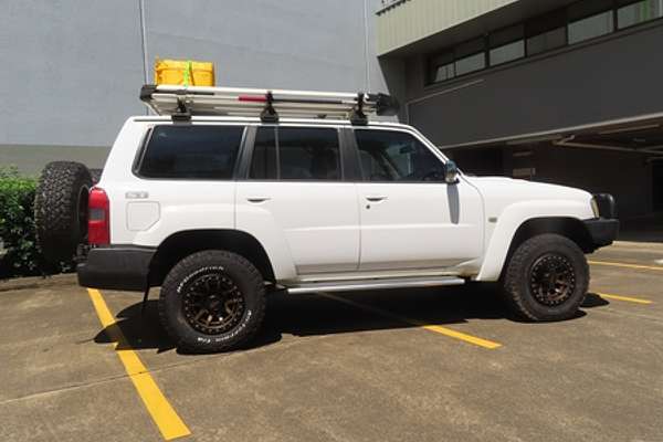 2005 Nissan Patrol ST-S GU IV