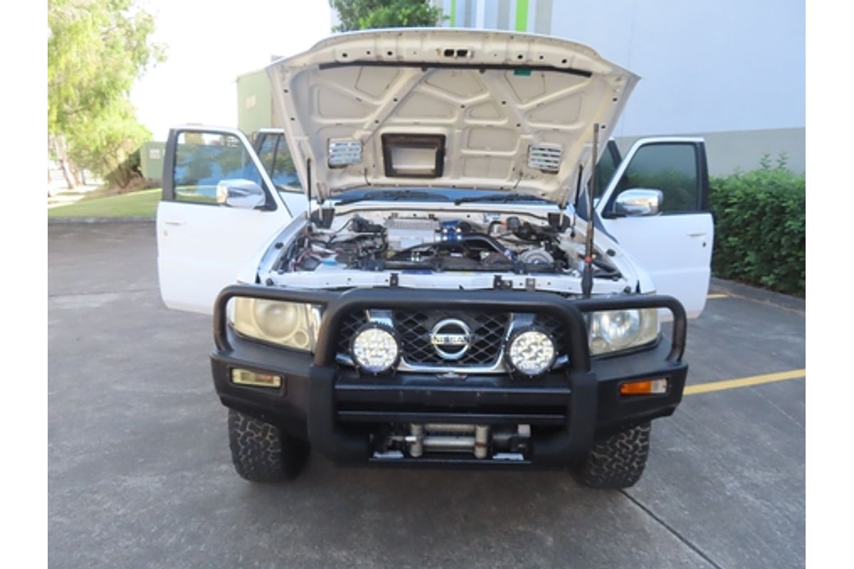 2005 Nissan Patrol ST-S GU IV
