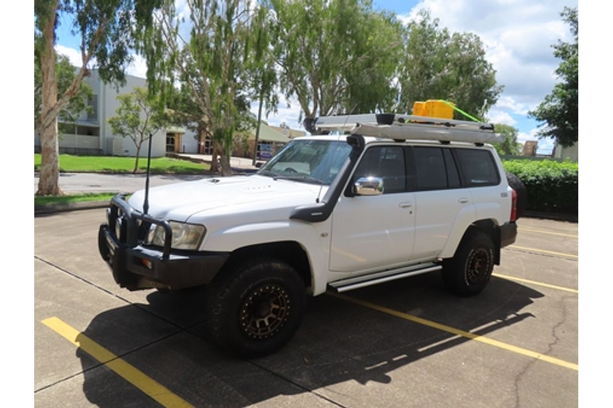 2005 Nissan Patrol ST-S GU IV