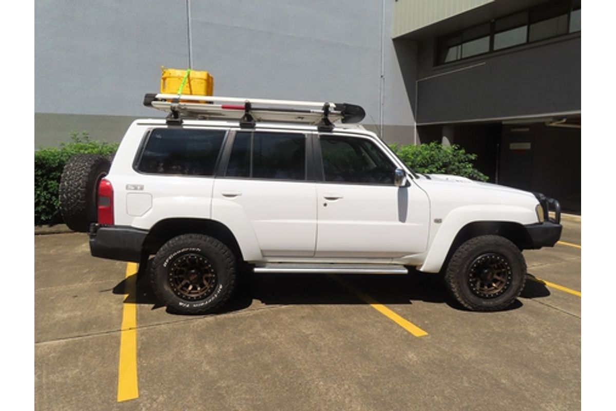 2005 Nissan Patrol ST-S GU IV