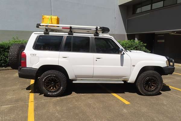 2005 Nissan Patrol ST-S GU IV
