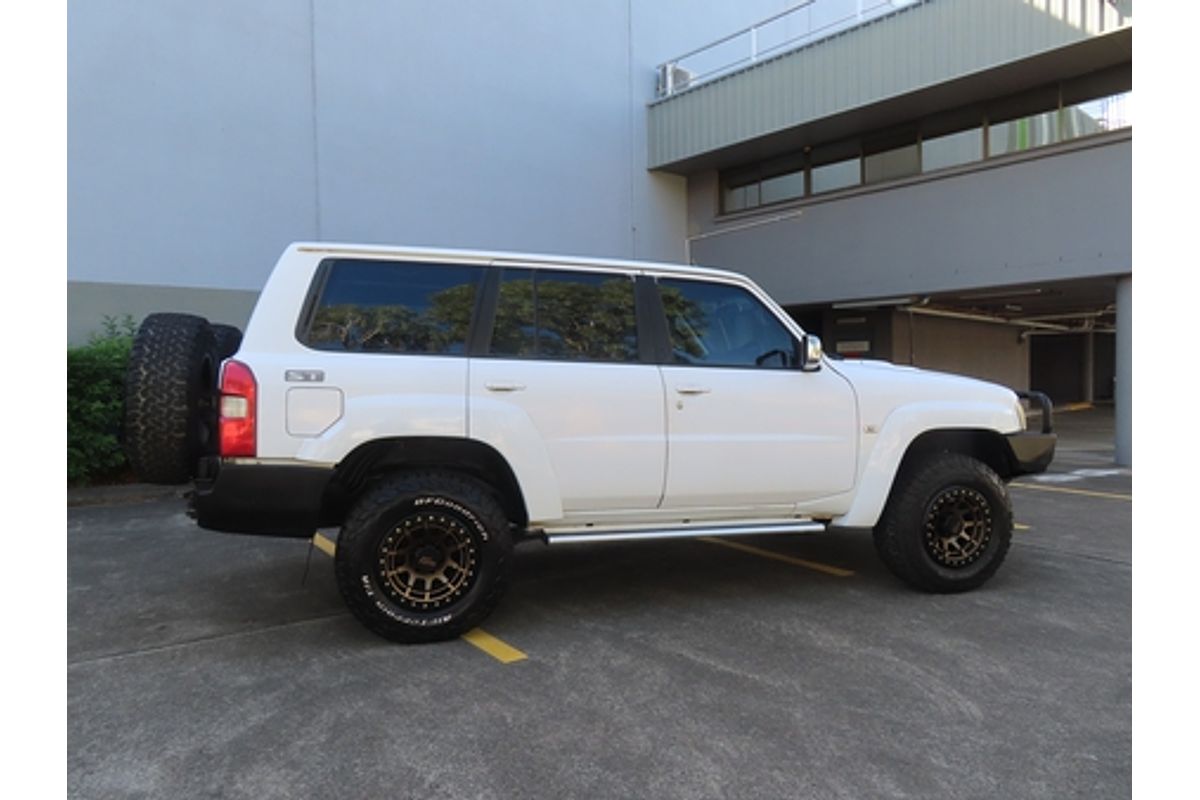 2005 Nissan Patrol ST-S GU IV