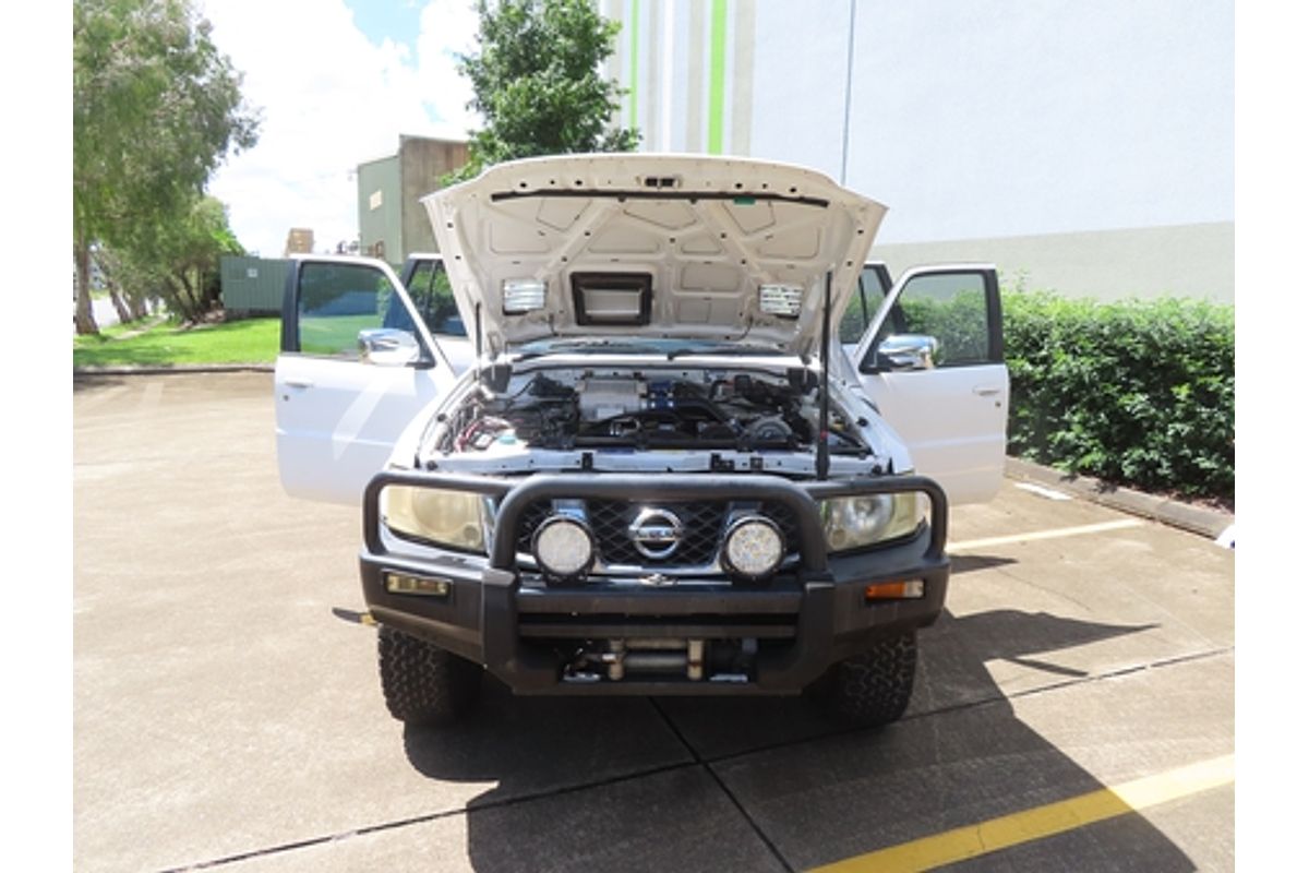 2005 Nissan Patrol ST-S GU IV