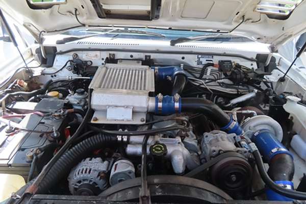 2005 Nissan Patrol ST-S GU IV