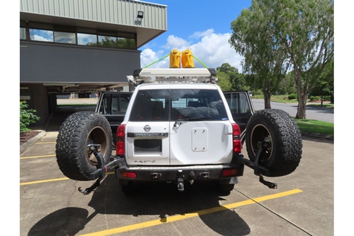 2005 Nissan Patrol ST-S GU IV
