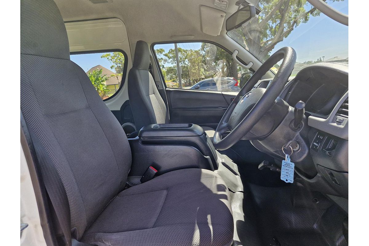 2013 Toyota Hiace Commuter KDH223R