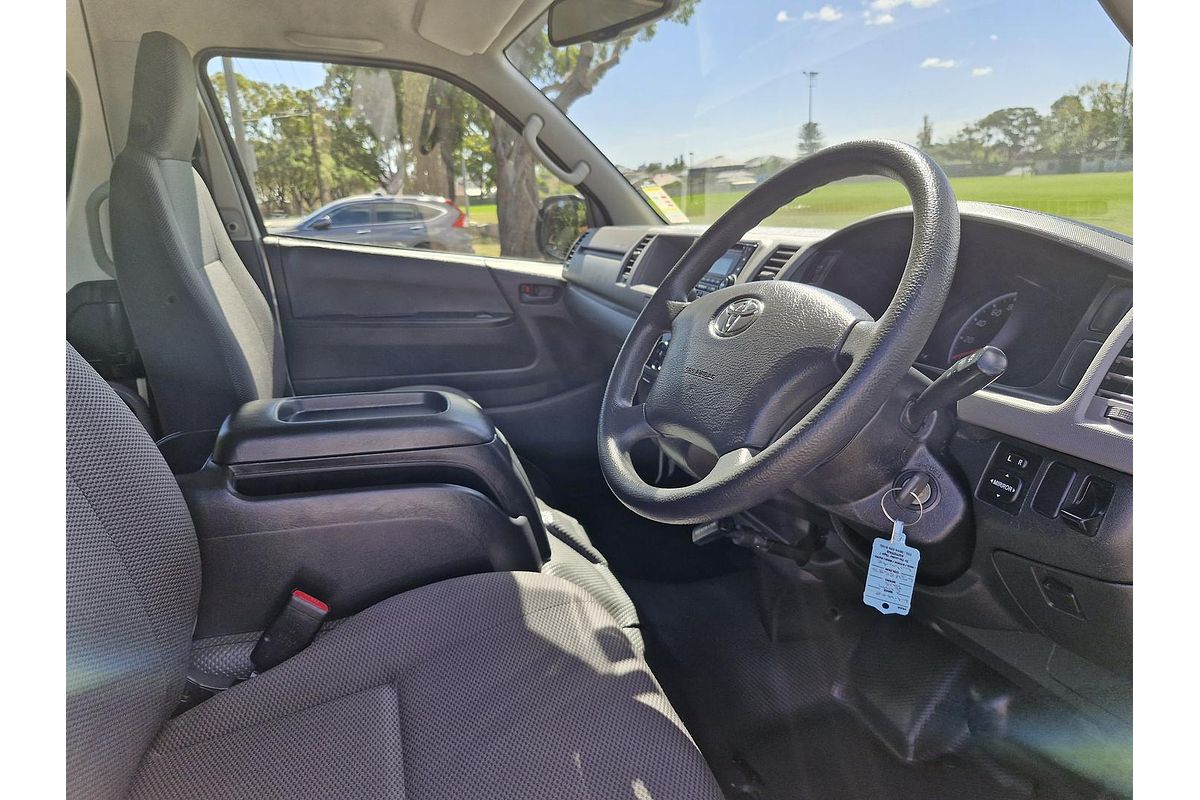 2013 Toyota Hiace Commuter KDH223R