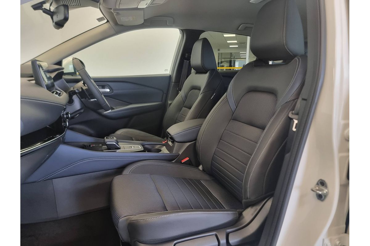 2024 Nissan QASHQAI ST-L J12