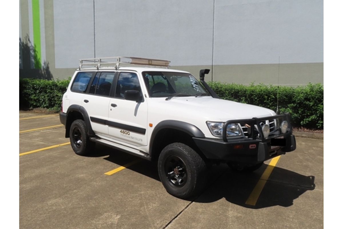 2001 Nissan Patrol ST GU III