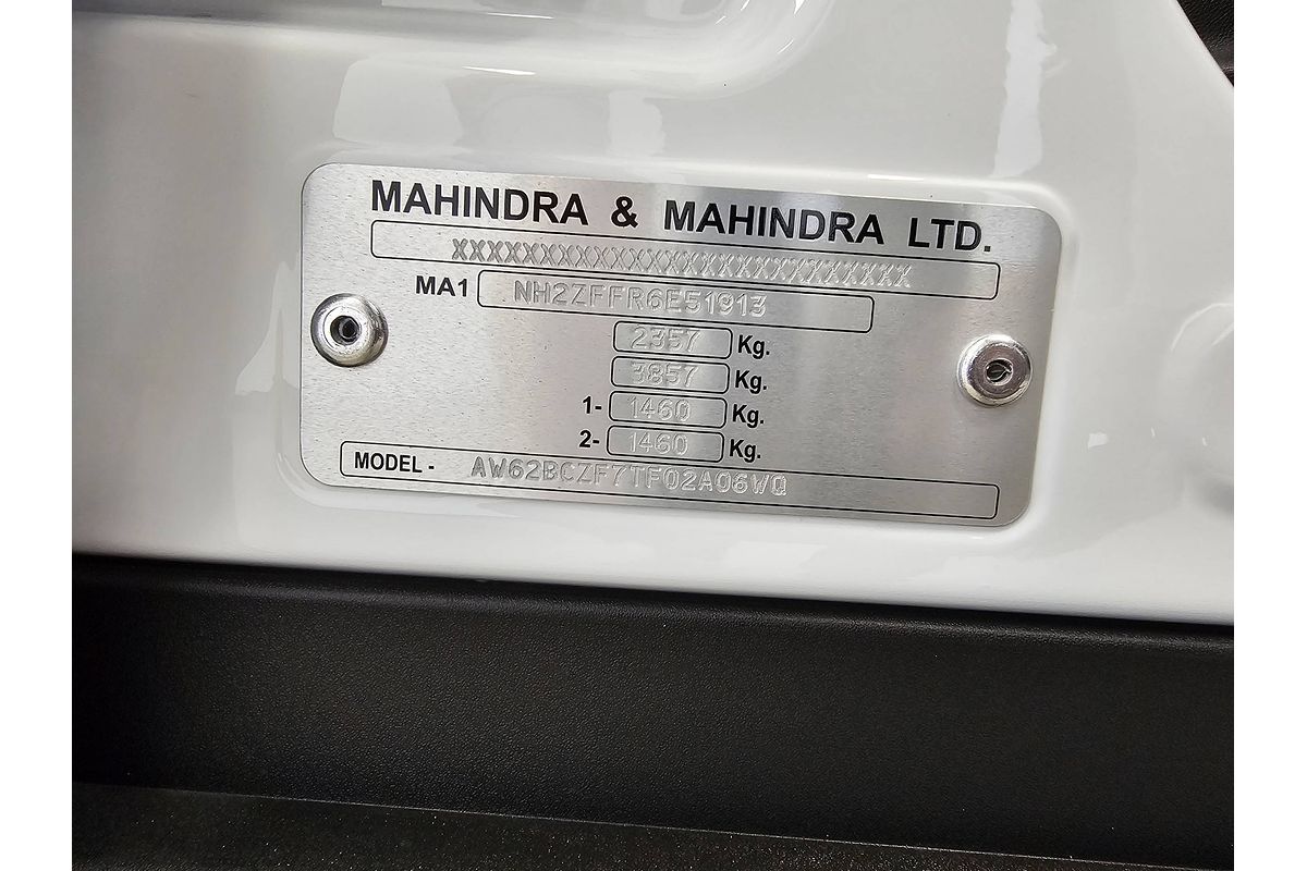 2024 Mahindra XUV700 AX7L