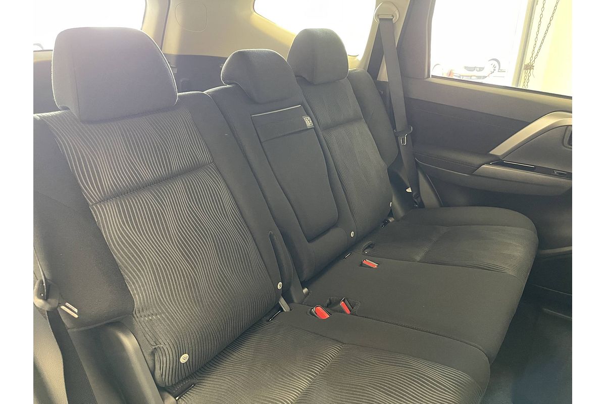 2024 Mitsubishi Pajero Sport GLX QG