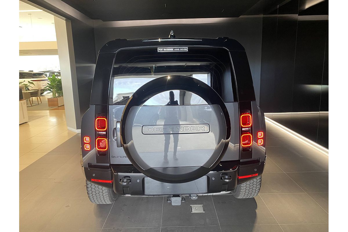 2024 Land Rover Defender 110 D350 X-Dynamic SE L663