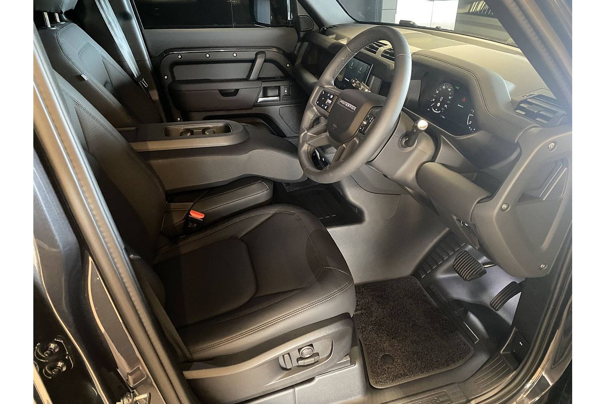 2024 Land Rover Defender 110 D350 X-Dynamic SE L663