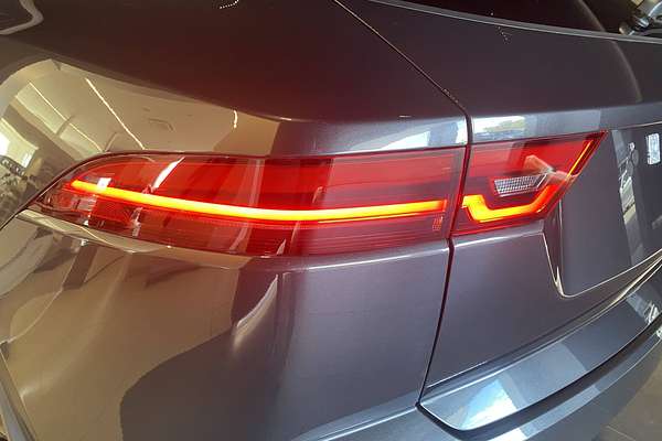 2024 Jaguar E-PACE P250 R-Dynamic SE X540