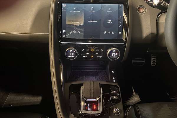 2024 Jaguar E-PACE P250 R-Dynamic SE X540
