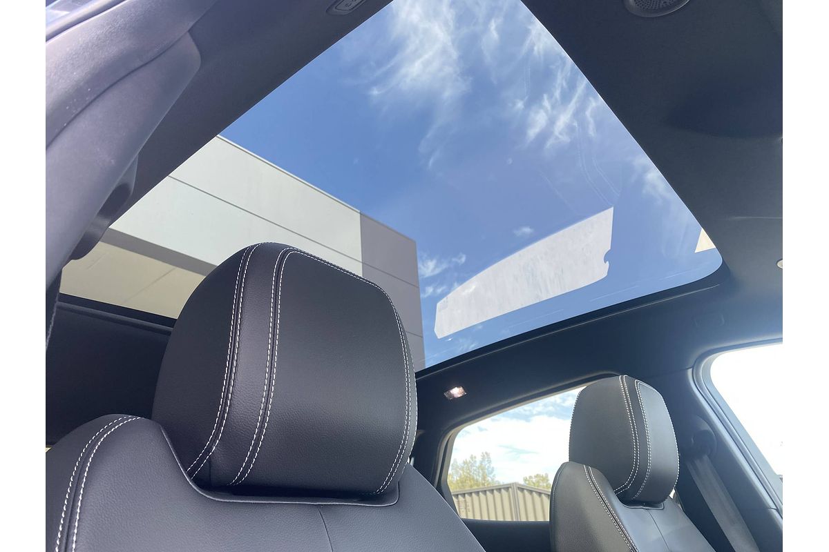 2024 Jaguar E-PACE P250 R-Dynamic SE X540