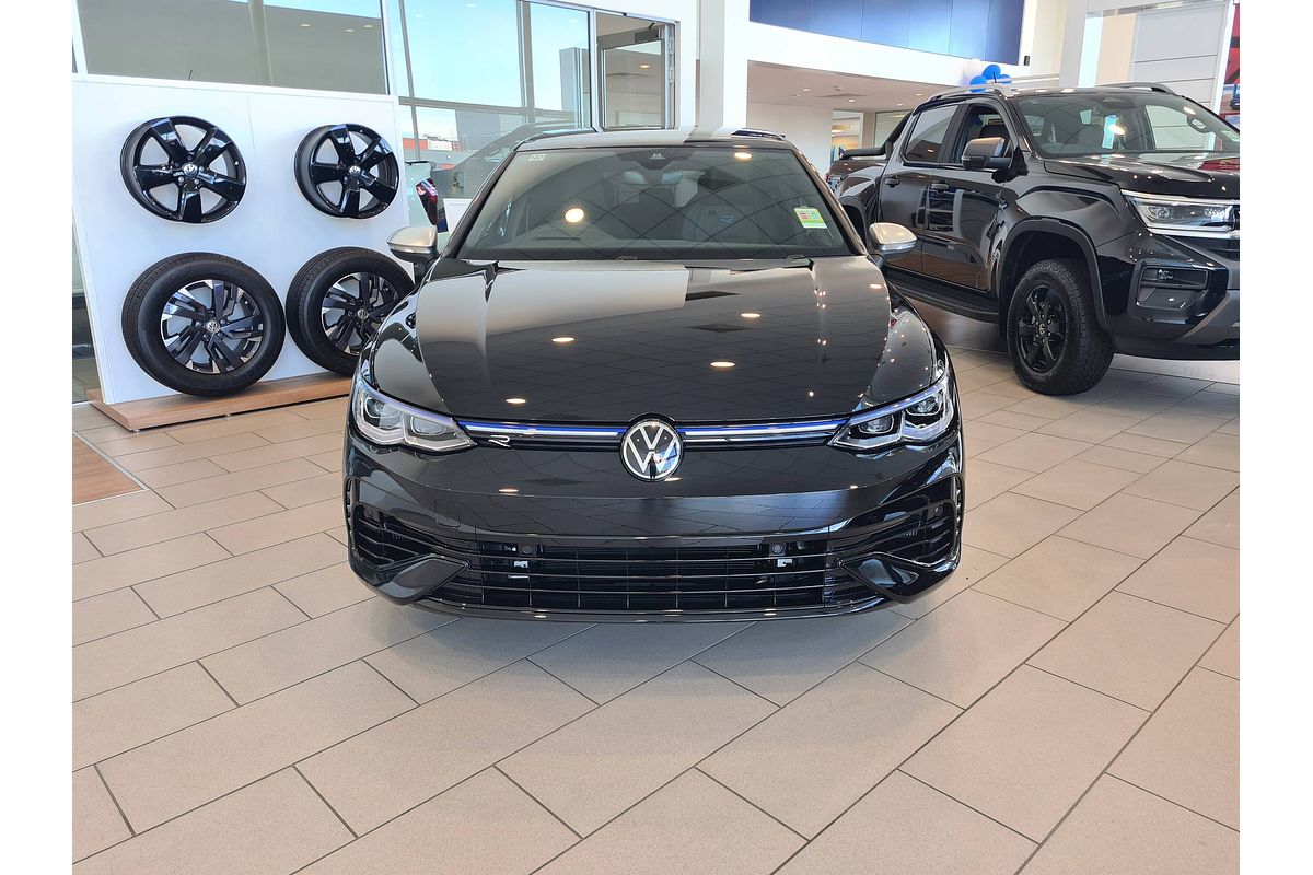 2024 Volkswagen Golf R 8