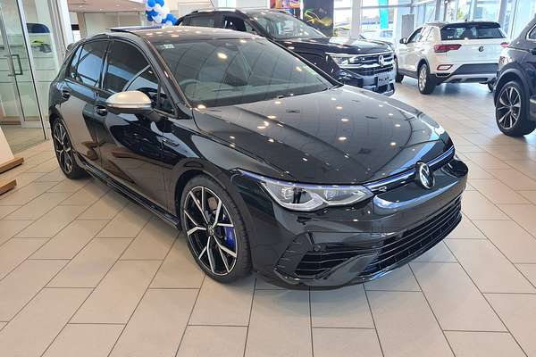 2024 Volkswagen Golf R 8