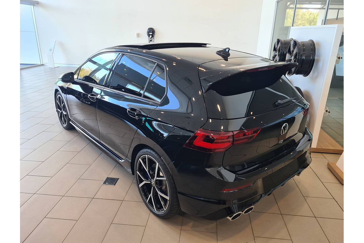 2024 Volkswagen Golf R 8