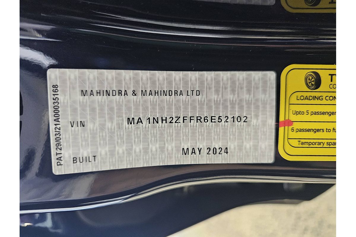 2024 Mahindra XUV700 AX7L