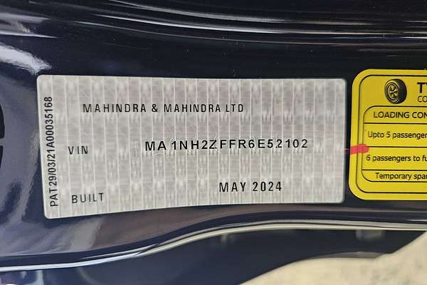 2024 Mahindra XUV700 AX7L