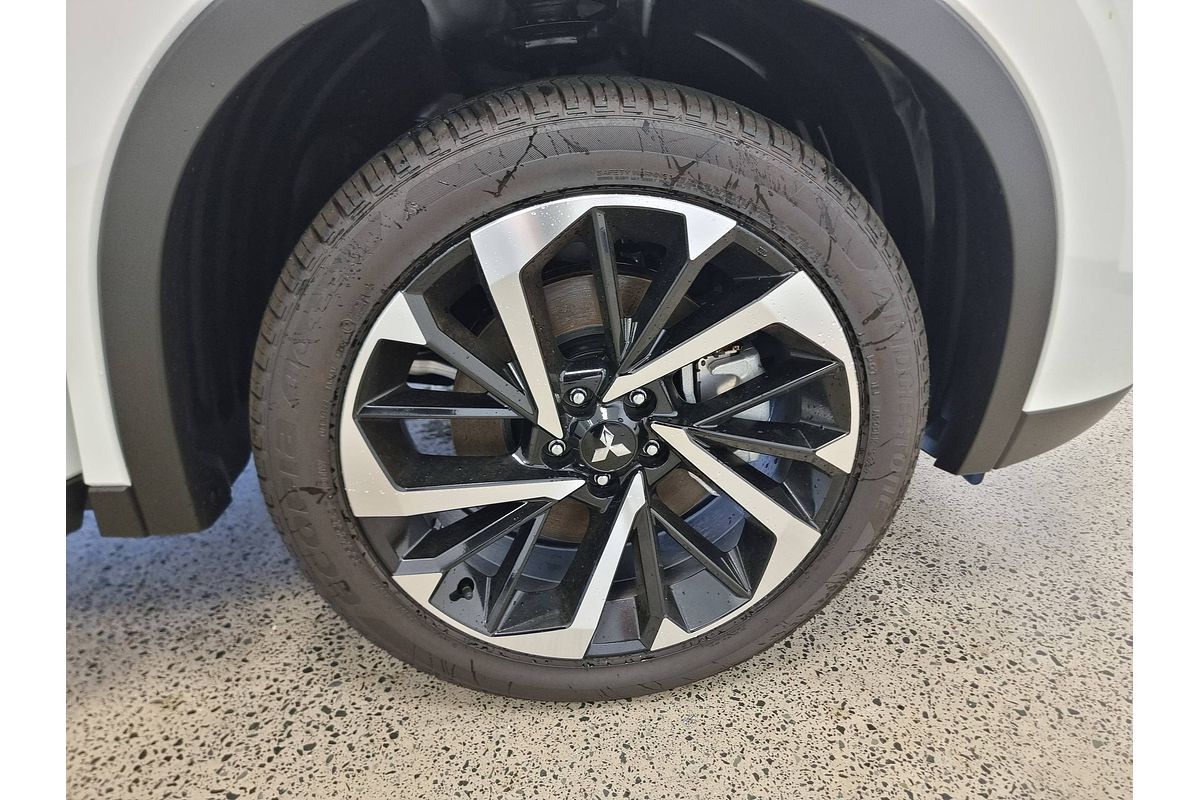 2024 Mitsubishi Outlander PHEV Aspire ZM