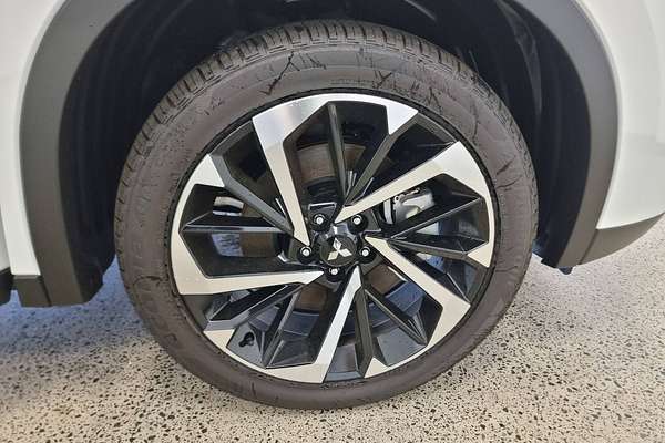 2024 Mitsubishi Outlander PHEV Aspire ZM