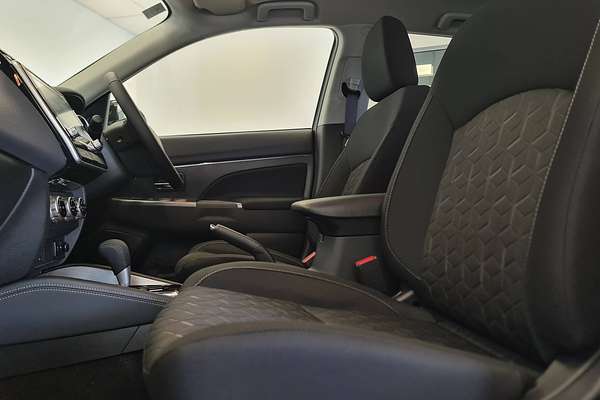 2024 Mitsubishi ASX LS XD